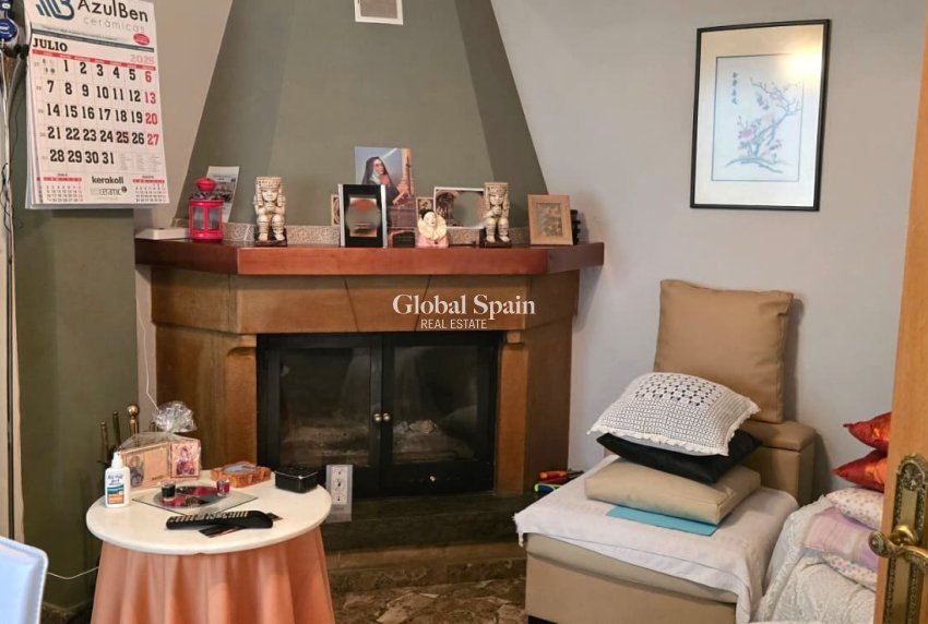 Resale - Apartment -
La Font d'en Carròs - Centro