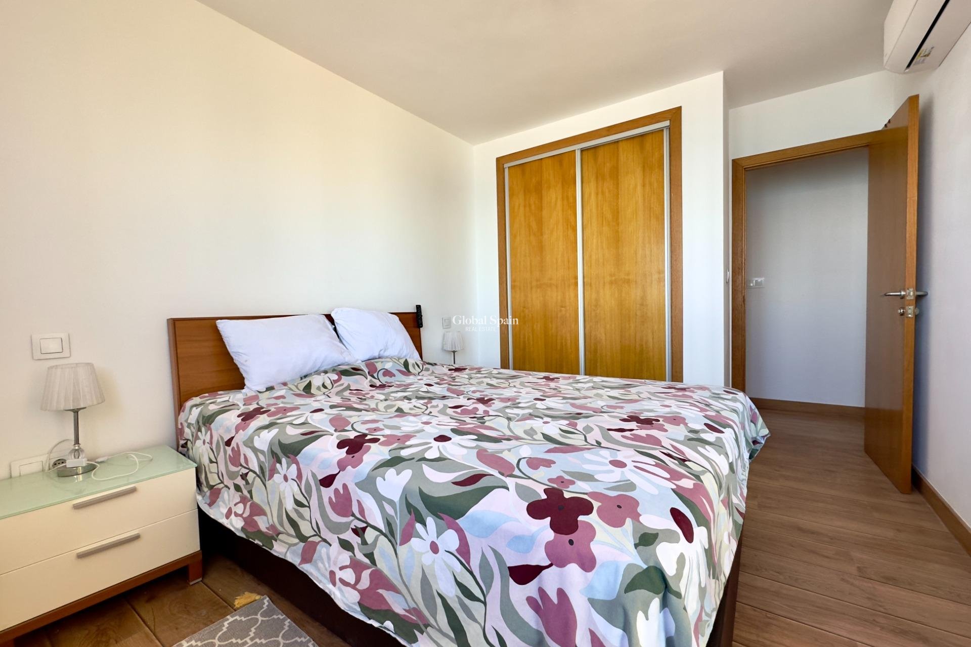 Resale - APARTMENT -
LA MANGA DEL MAR MENOR - Playa del Esparto-Veneziola