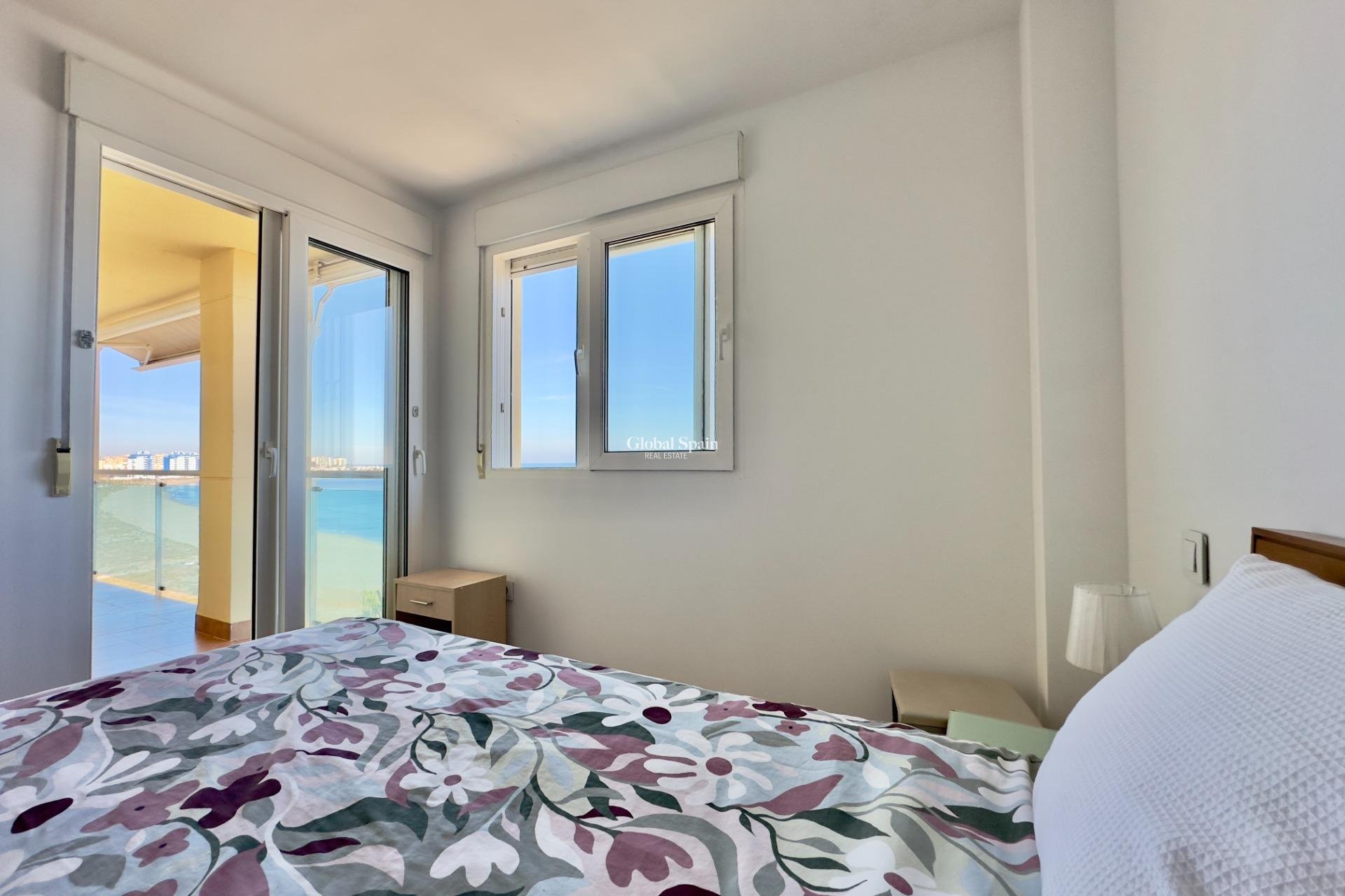 Resale - APARTMENT -
LA MANGA DEL MAR MENOR - Playa del Esparto-Veneziola