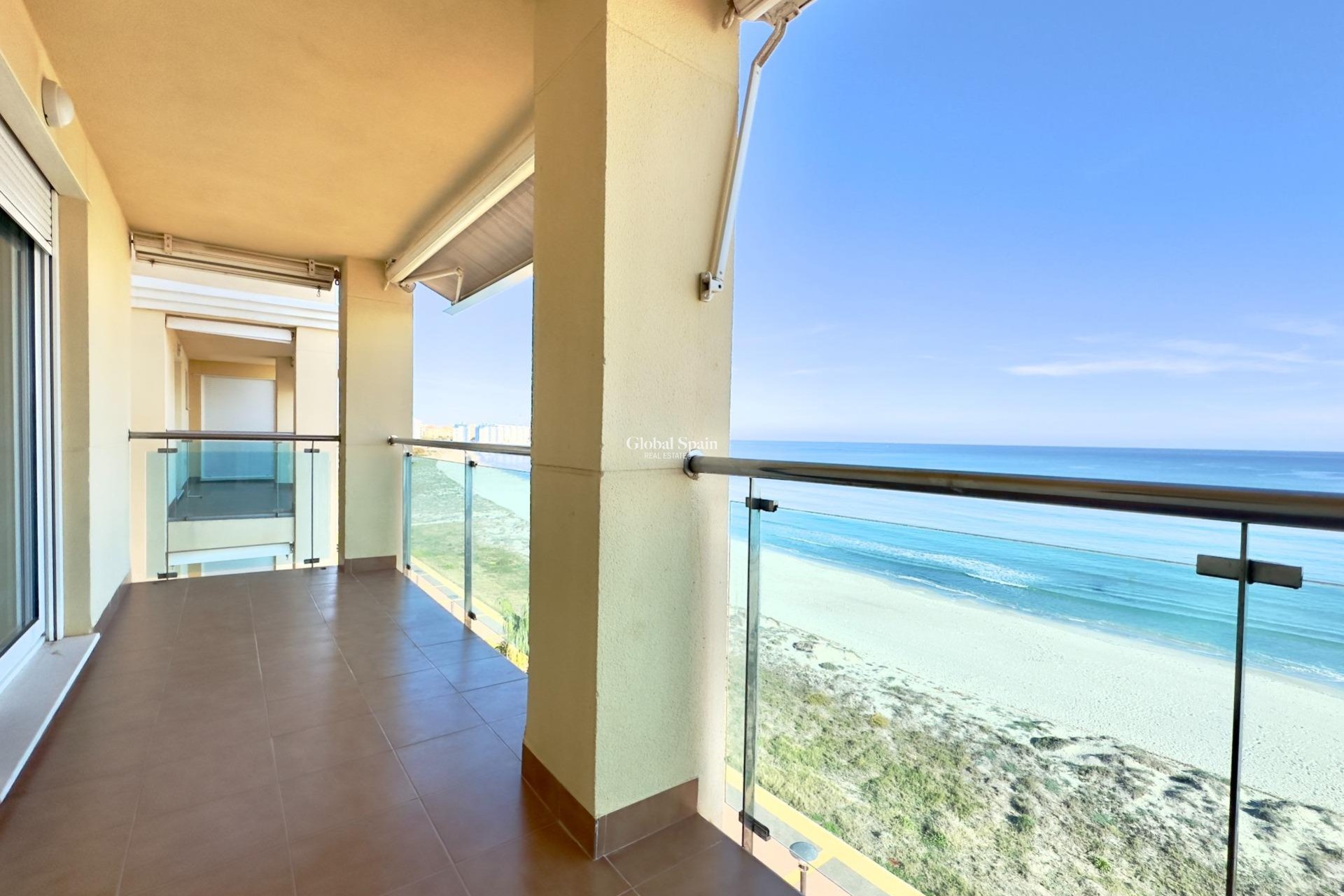 Resale - APARTMENT -
LA MANGA DEL MAR MENOR - Playa del Esparto-Veneziola