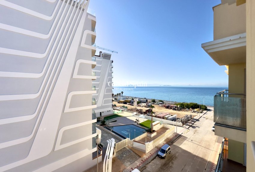 Resale - APARTMENT -
LA MANGA DEL MAR MENOR - Playa del Esparto-Veneziola