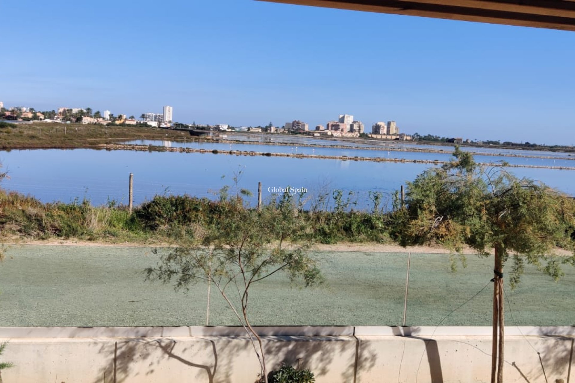 Resale - APARTMENT -
LA MANGA DEL MAR MENOR