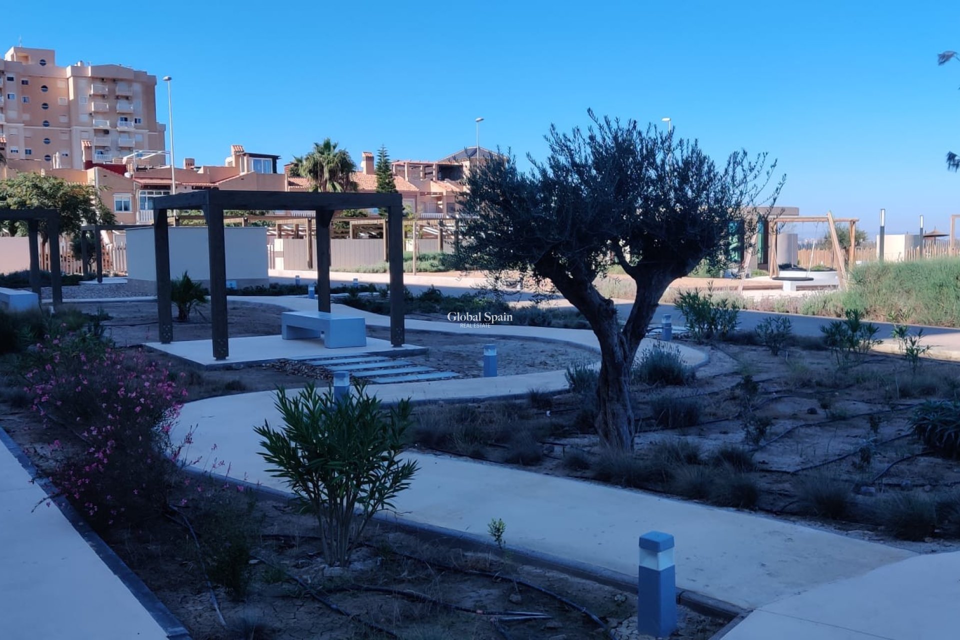 Resale - APARTMENT -
LA MANGA DEL MAR MENOR