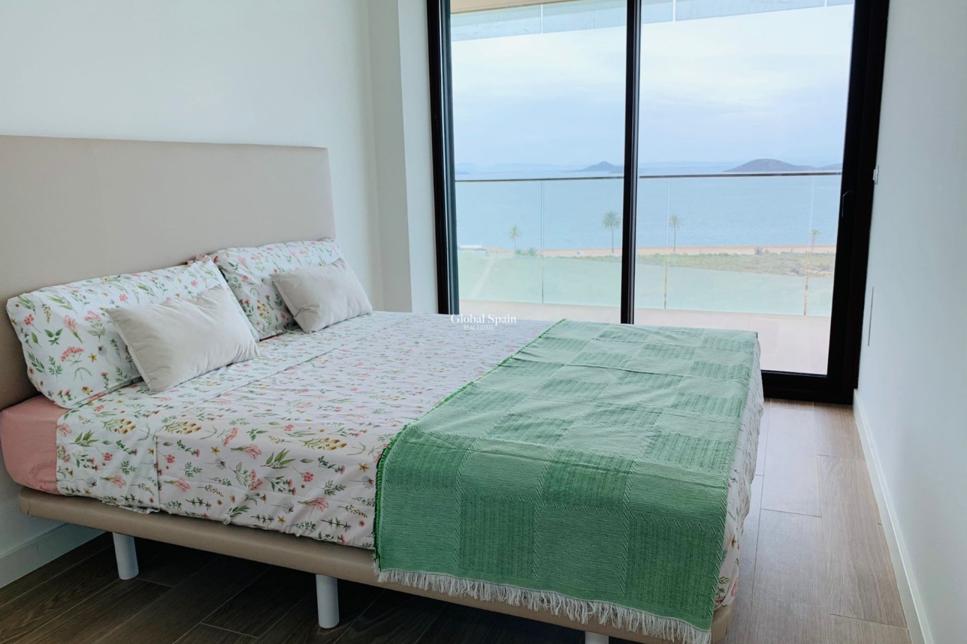 Resale - APARTMENT -
LA MANGA DEL MAR MENOR