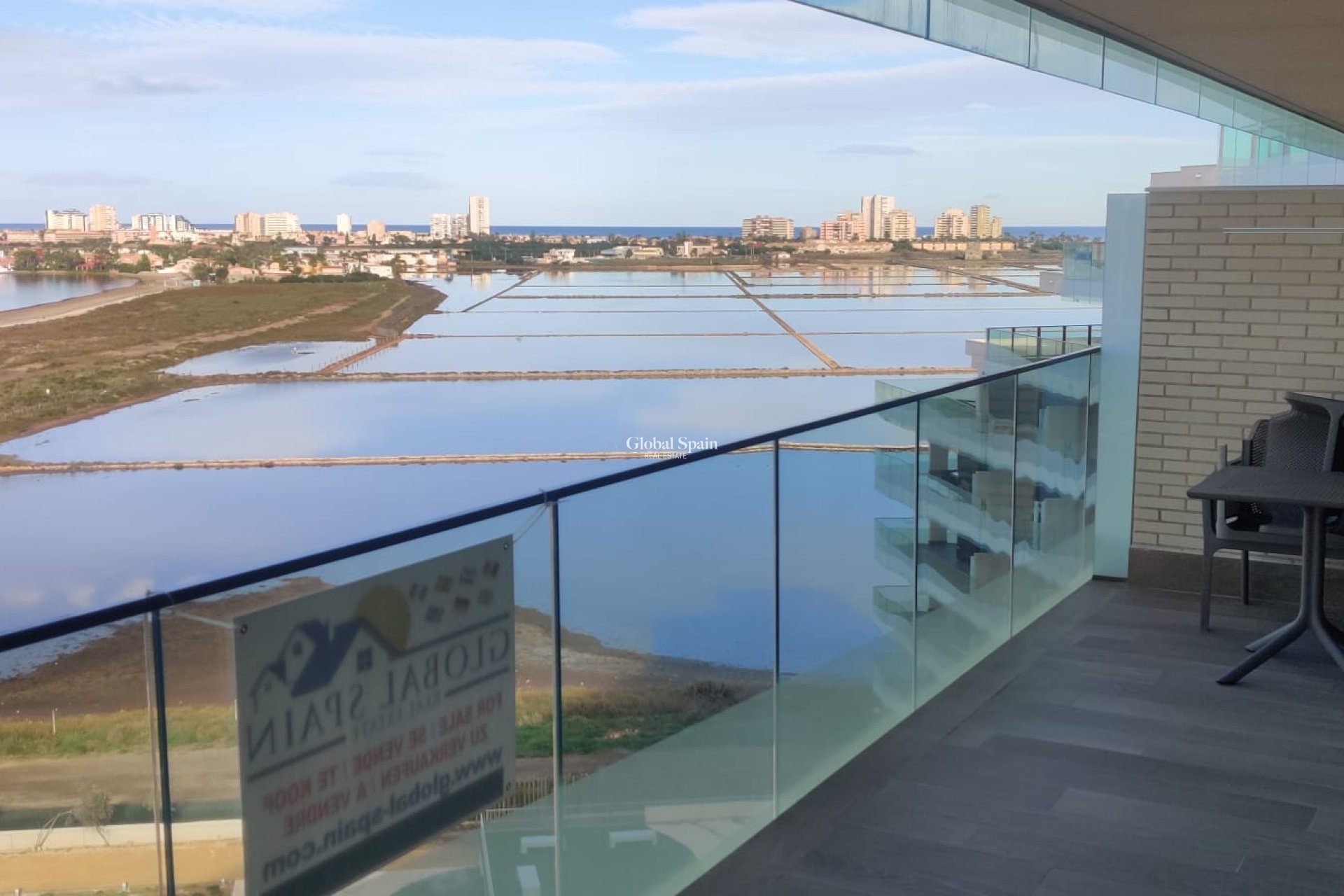 Resale - APARTMENT -
LA MANGA DEL MAR MENOR