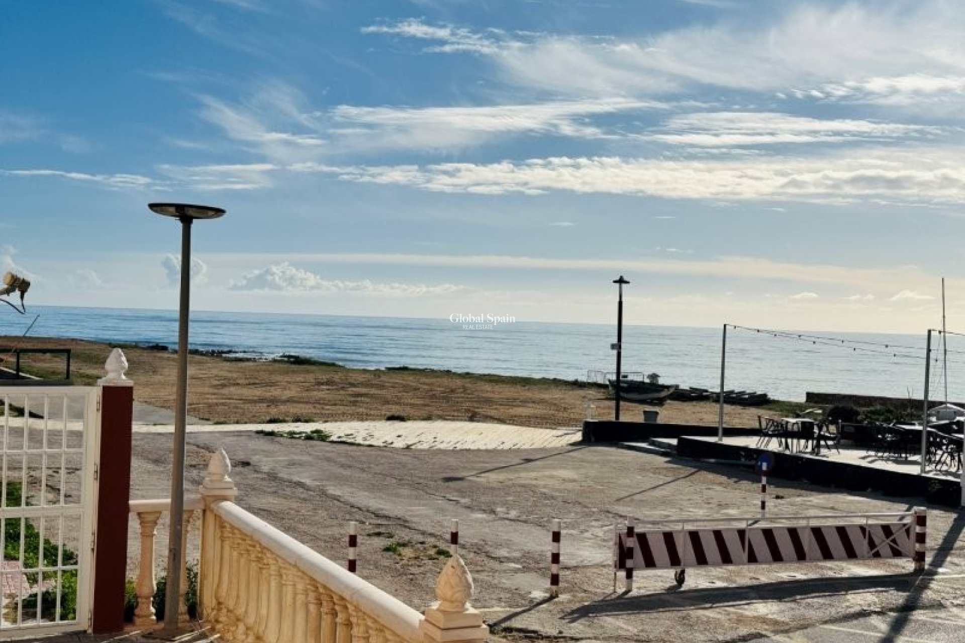 Resale - APARTMENT -
LA MATA - Costa Blanca