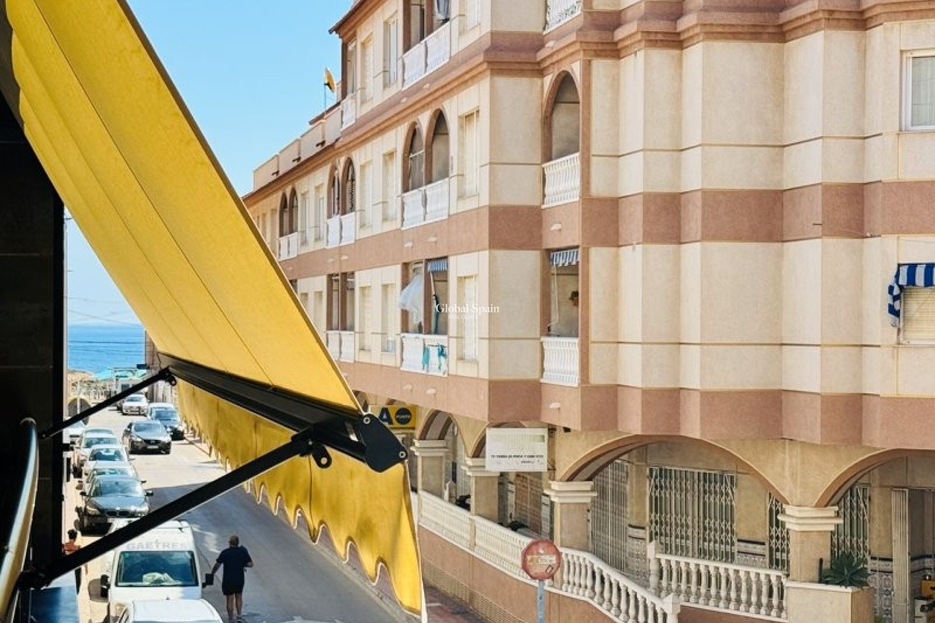 Resale - APARTMENT -
LA MATA - Costa Blanca