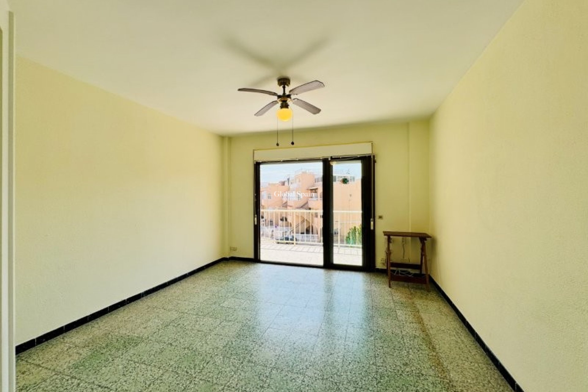 Resale - APARTMENT -
LA MATA - Costa Blanca