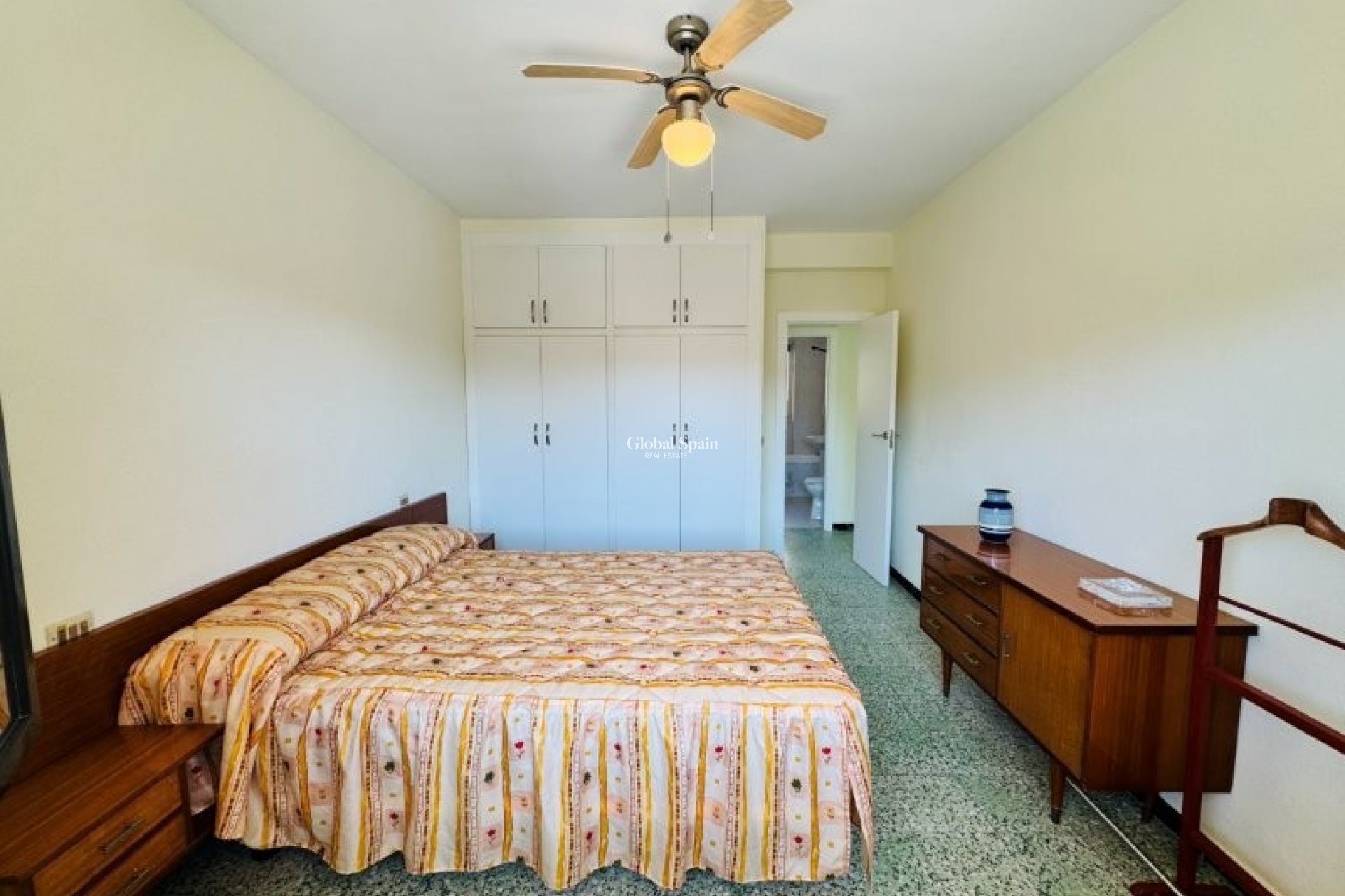 Resale - APARTMENT -
LA MATA - Costa Blanca