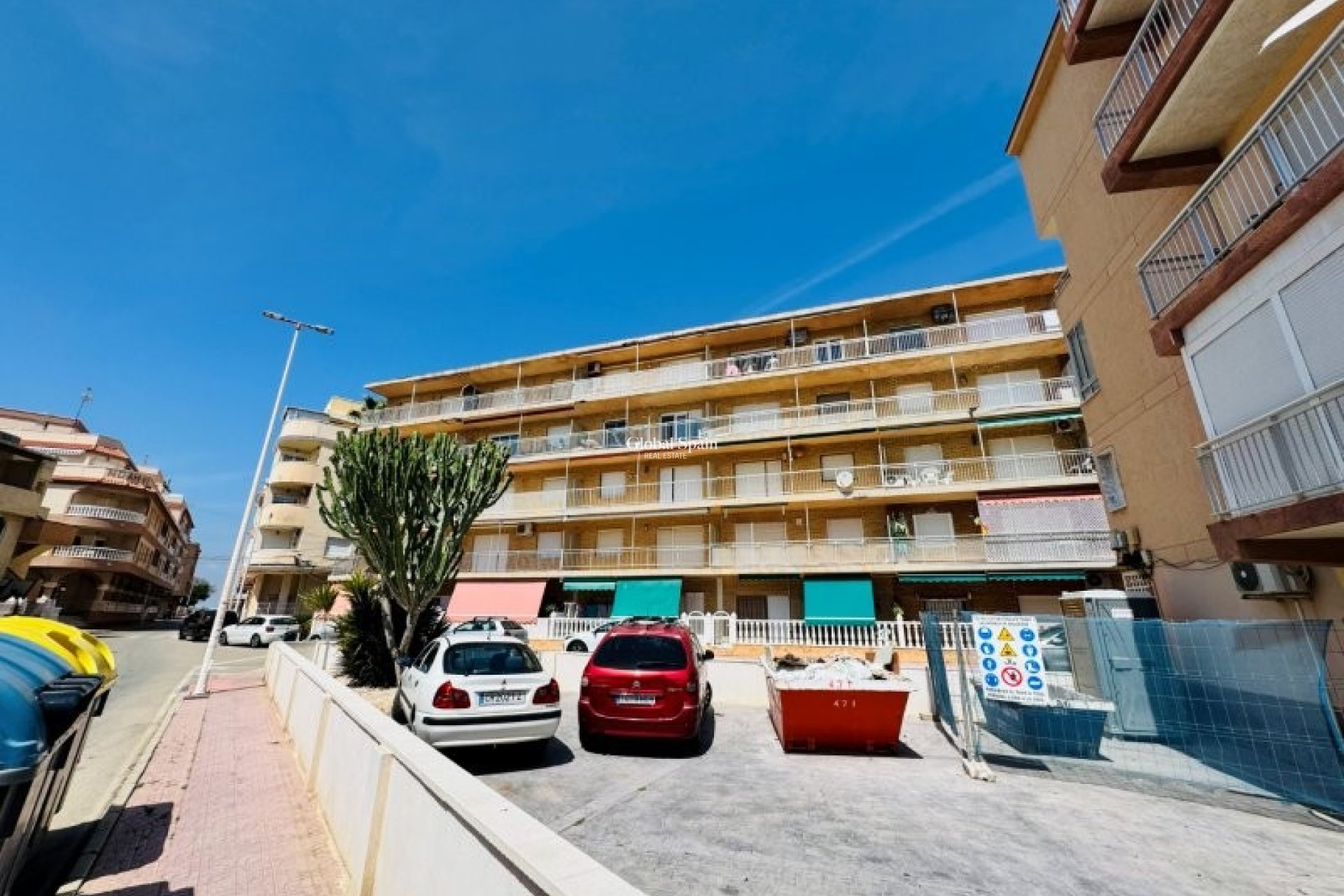 Resale - APARTMENT -
LA MATA - Costa Blanca