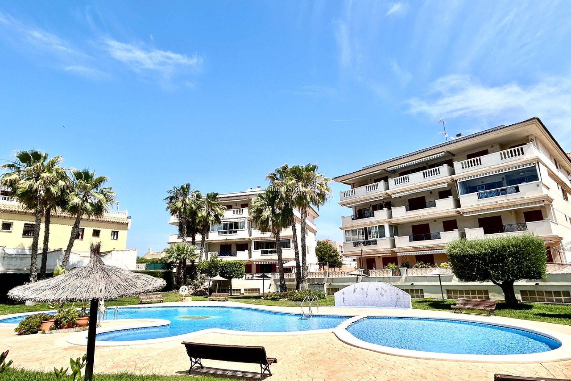 Resale - APARTMENT -
LA MATA - Costa Blanca