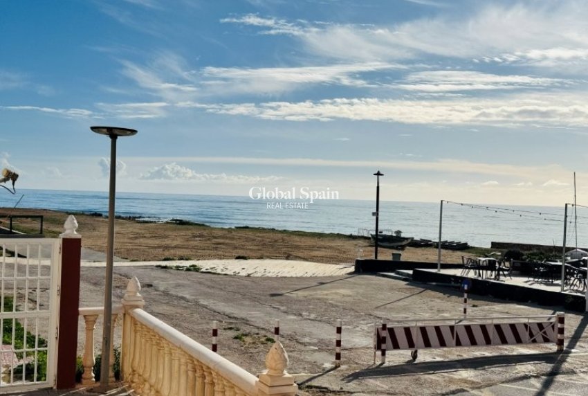 Resale - APARTMENT -
LA MATA - Costa Blanca