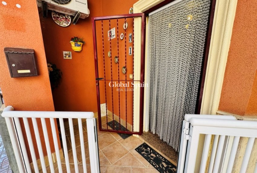 Resale - APARTMENT -
LA MATA - Costa Blanca