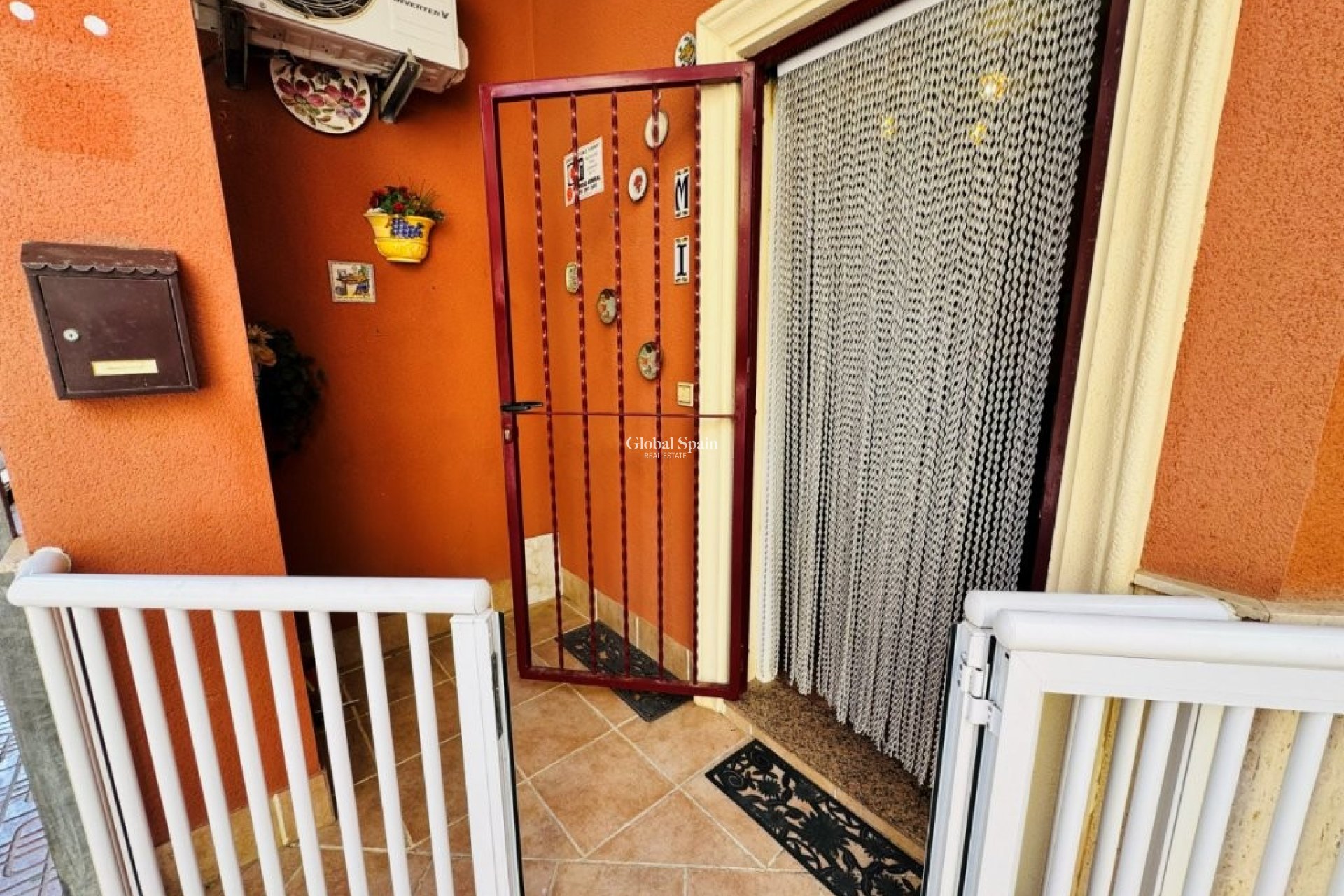Resale - APARTMENT -
LA MATA - Costa Blanca
