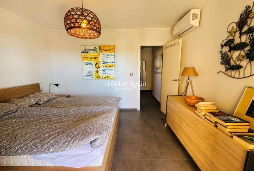 Resale - APARTMENT -
LA MATA - Costa Blanca