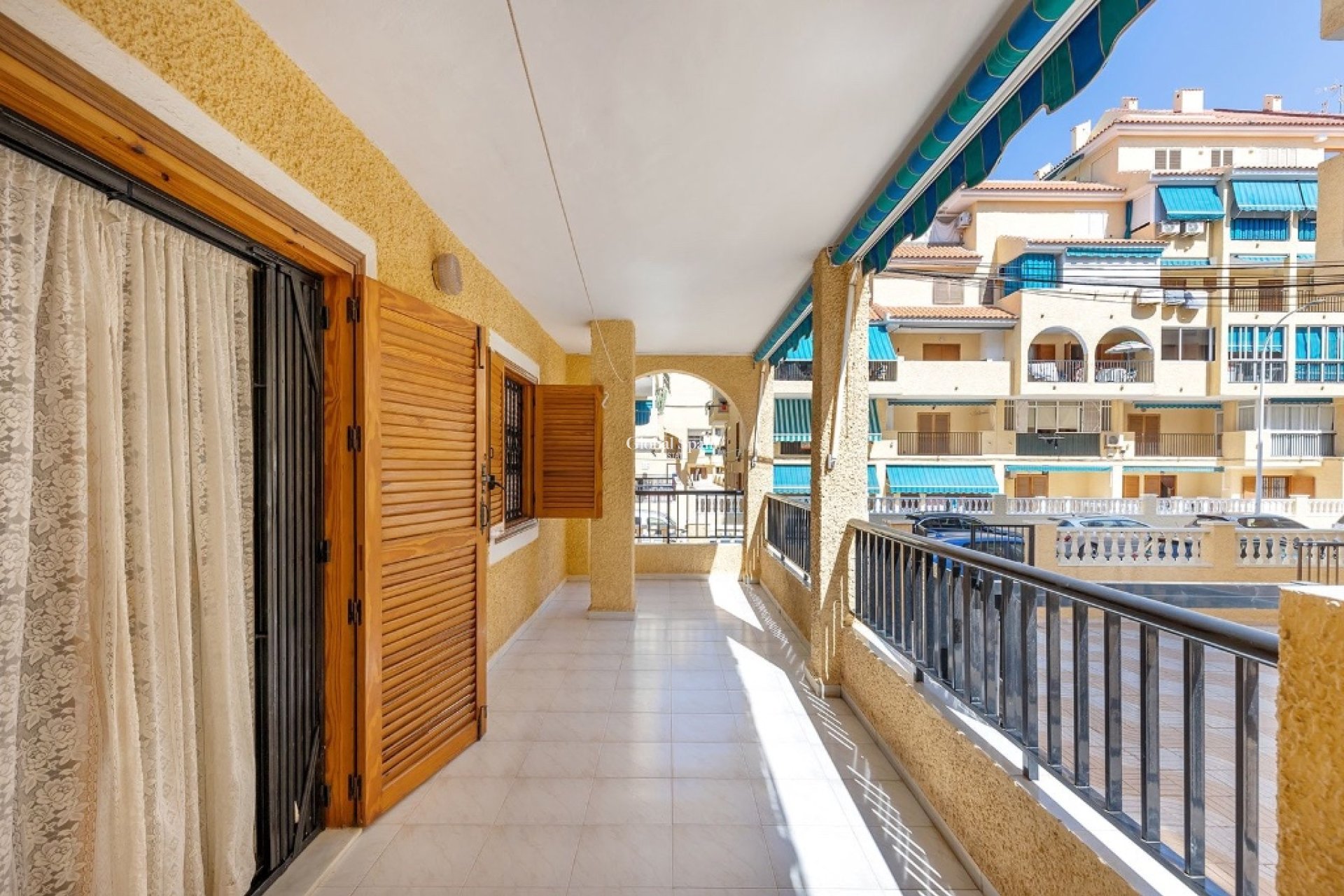 Resale - Apartment -
LA MATA