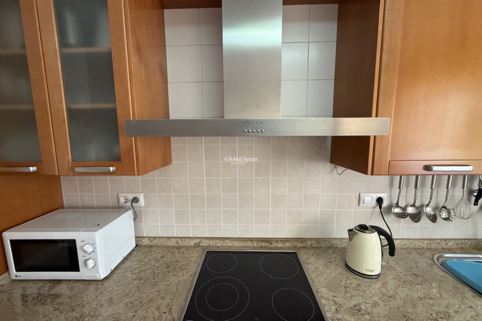 Resale - APARTMENT -
LA PUEBLA - Inland