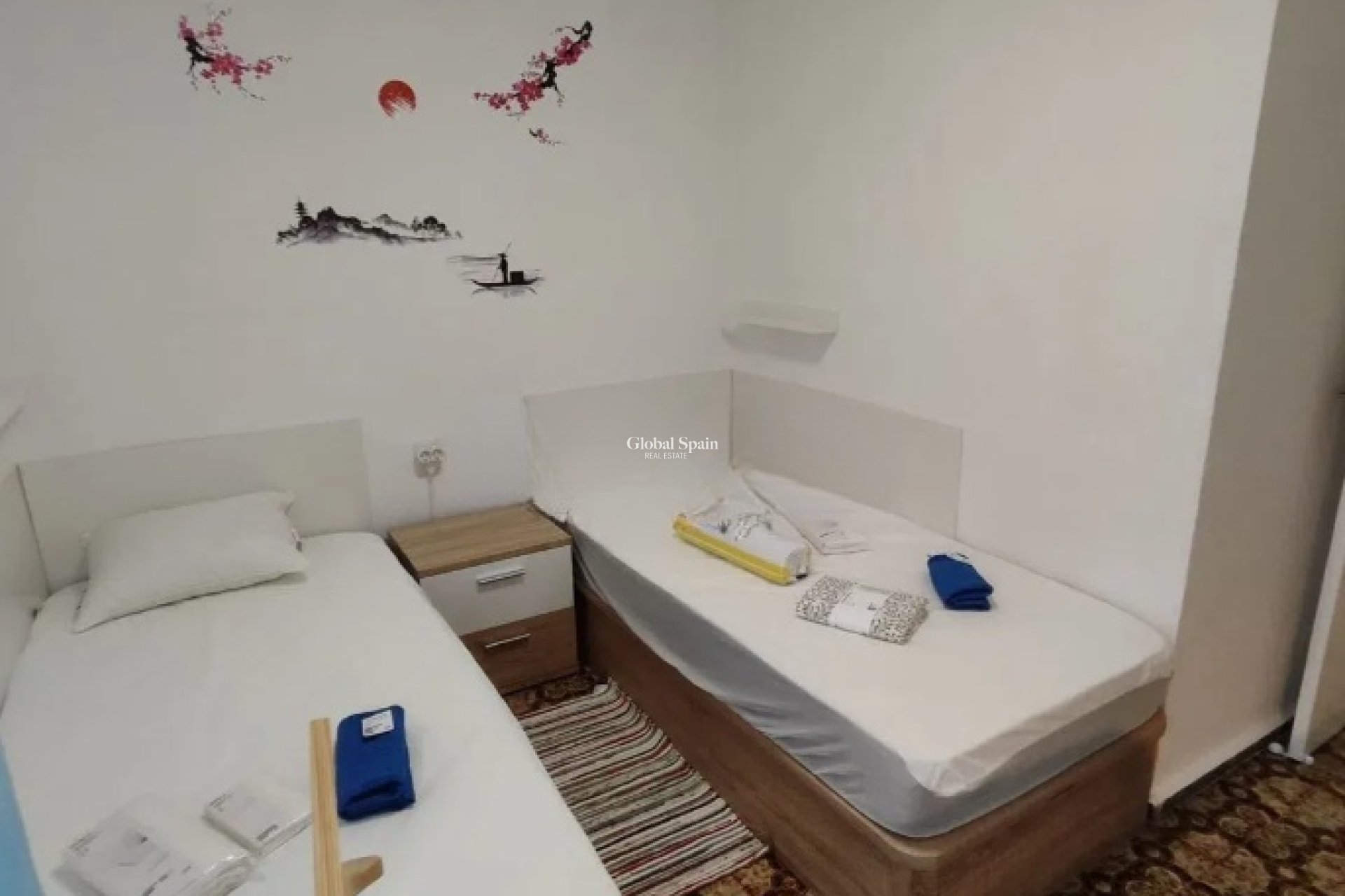 Resale - APARTMENT -
LA ROMANA - Inland