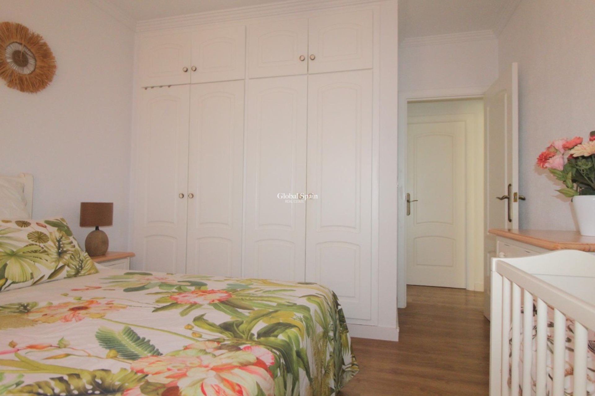 Resale - Apartment -
La Veleta