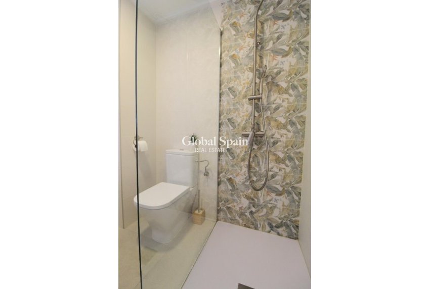 Resale - Apartment -
La Veleta