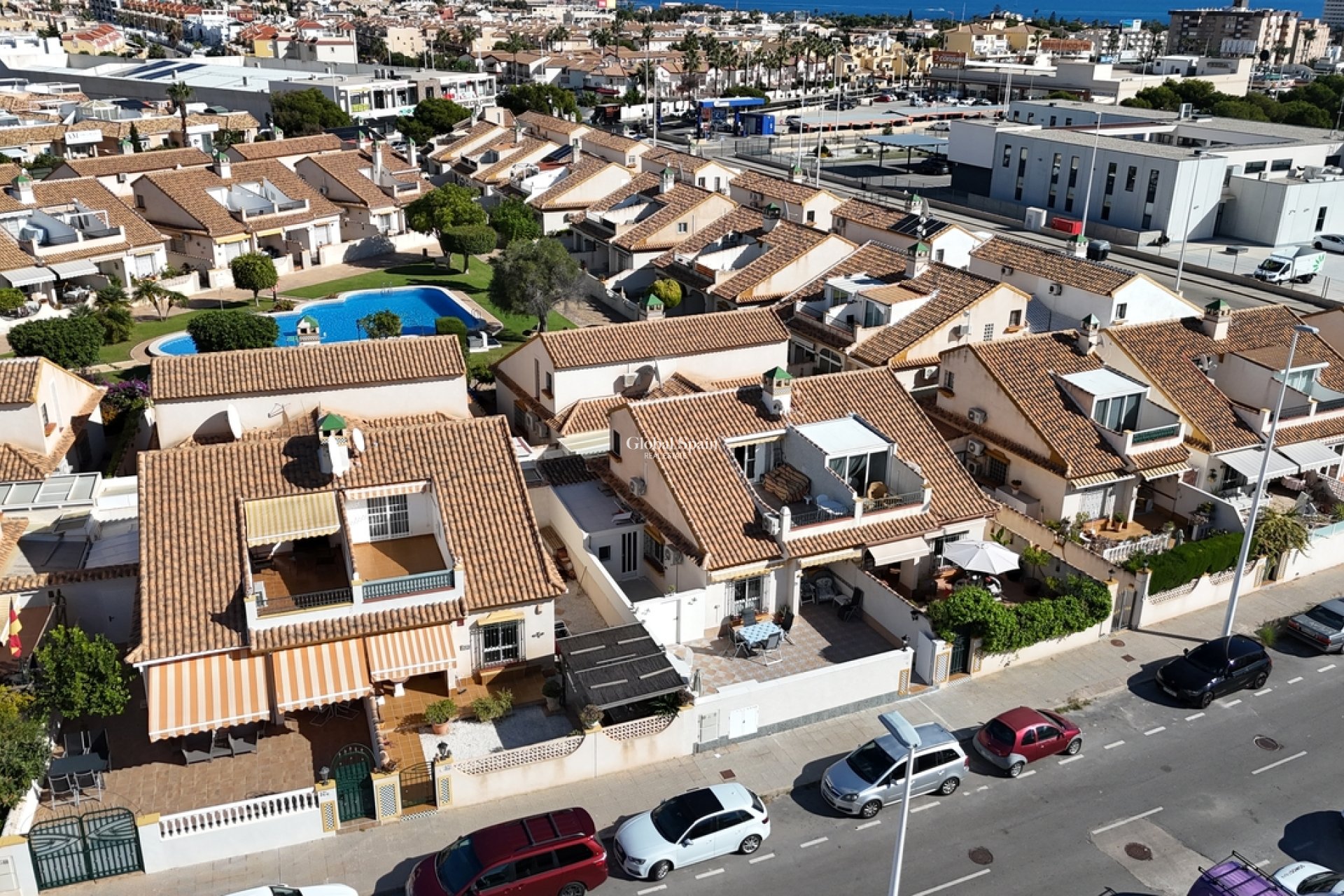 Resale - APARTMENT -
LA ZENIA - Costa Blanca
