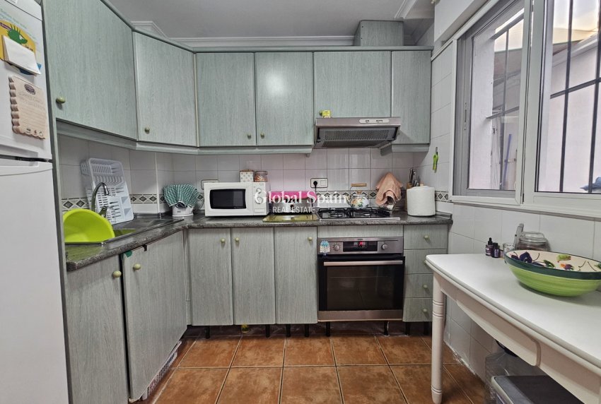 Resale - APARTMENT -
LA ZENIA - Costa Blanca