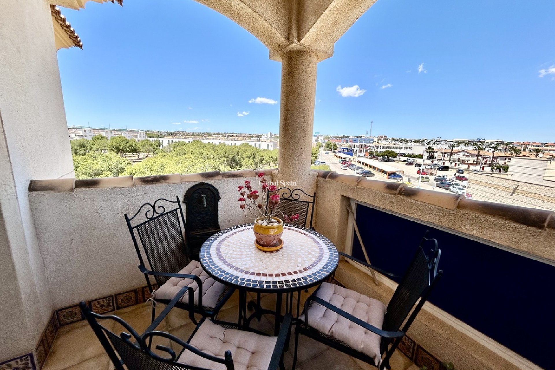 Resale - APARTMENT -
LA ZENIA - Costa Blanca