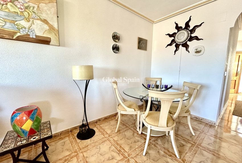 Resale - APARTMENT -
LA ZENIA - Costa Blanca