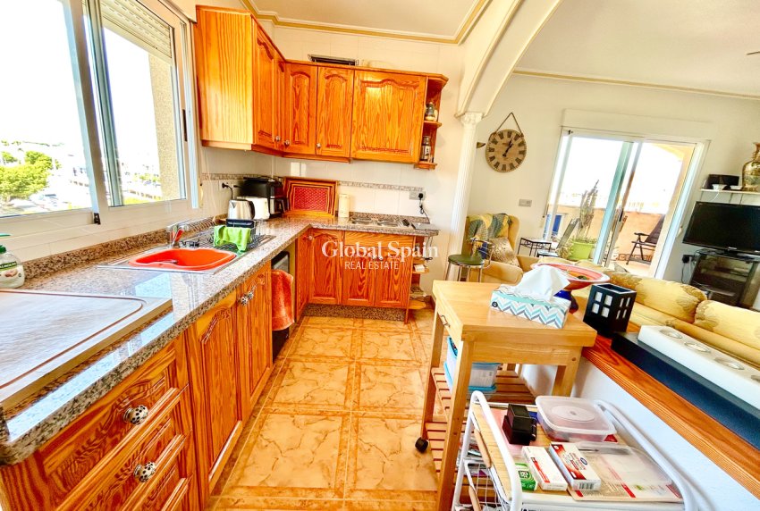 Resale - APARTMENT -
LA ZENIA - Costa Blanca