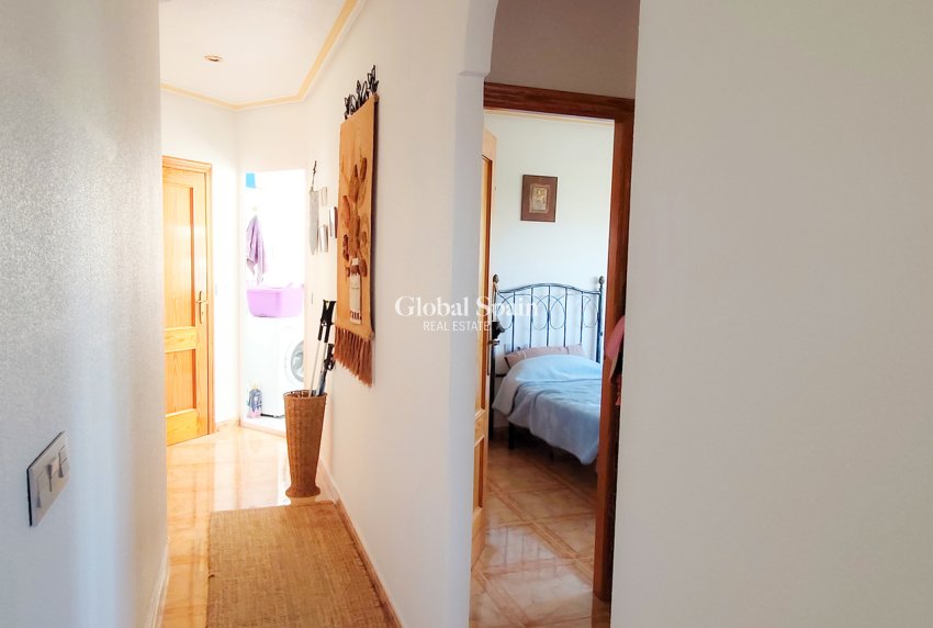 Resale - APARTMENT -
LA ZENIA - Costa Blanca