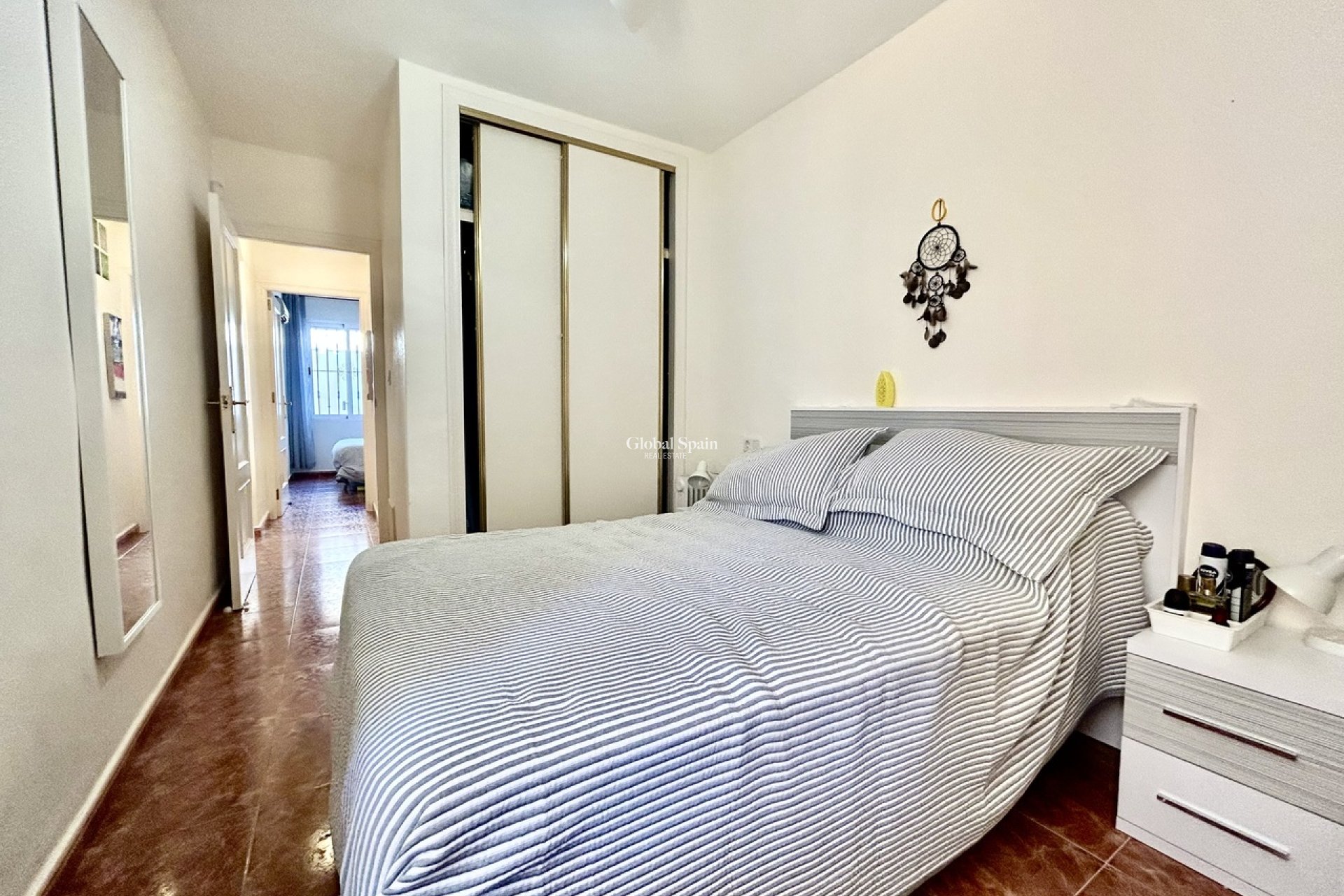 Resale - APARTMENT -
LA ZENIA - Costa Blanca