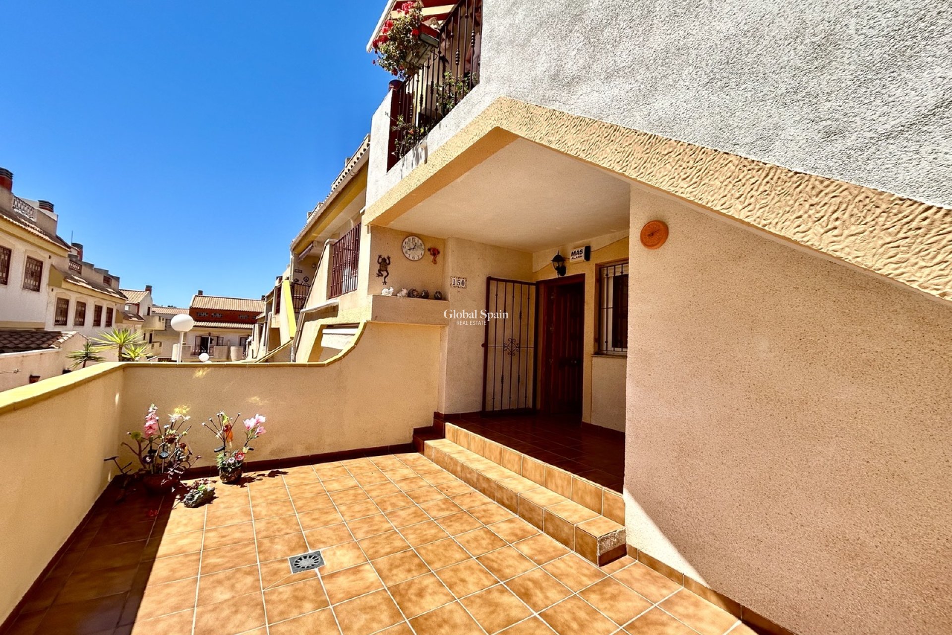 Resale - APARTMENT -
LA ZENIA - Costa Blanca