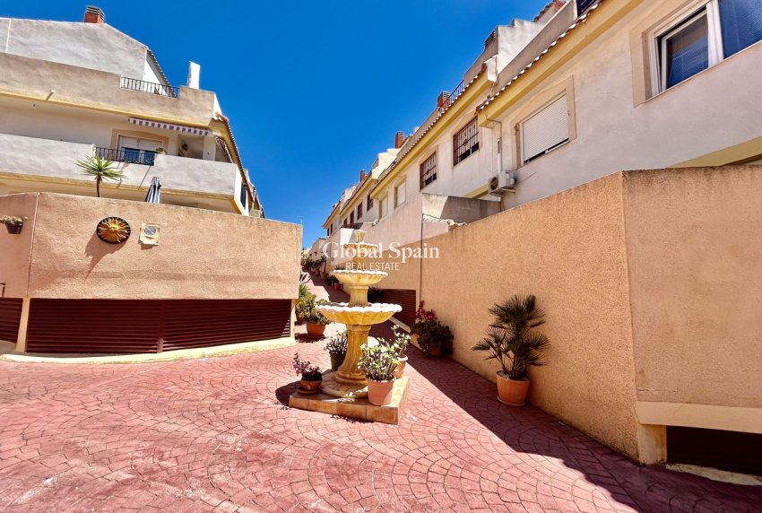 Resale - APARTMENT -
LA ZENIA - Costa Blanca