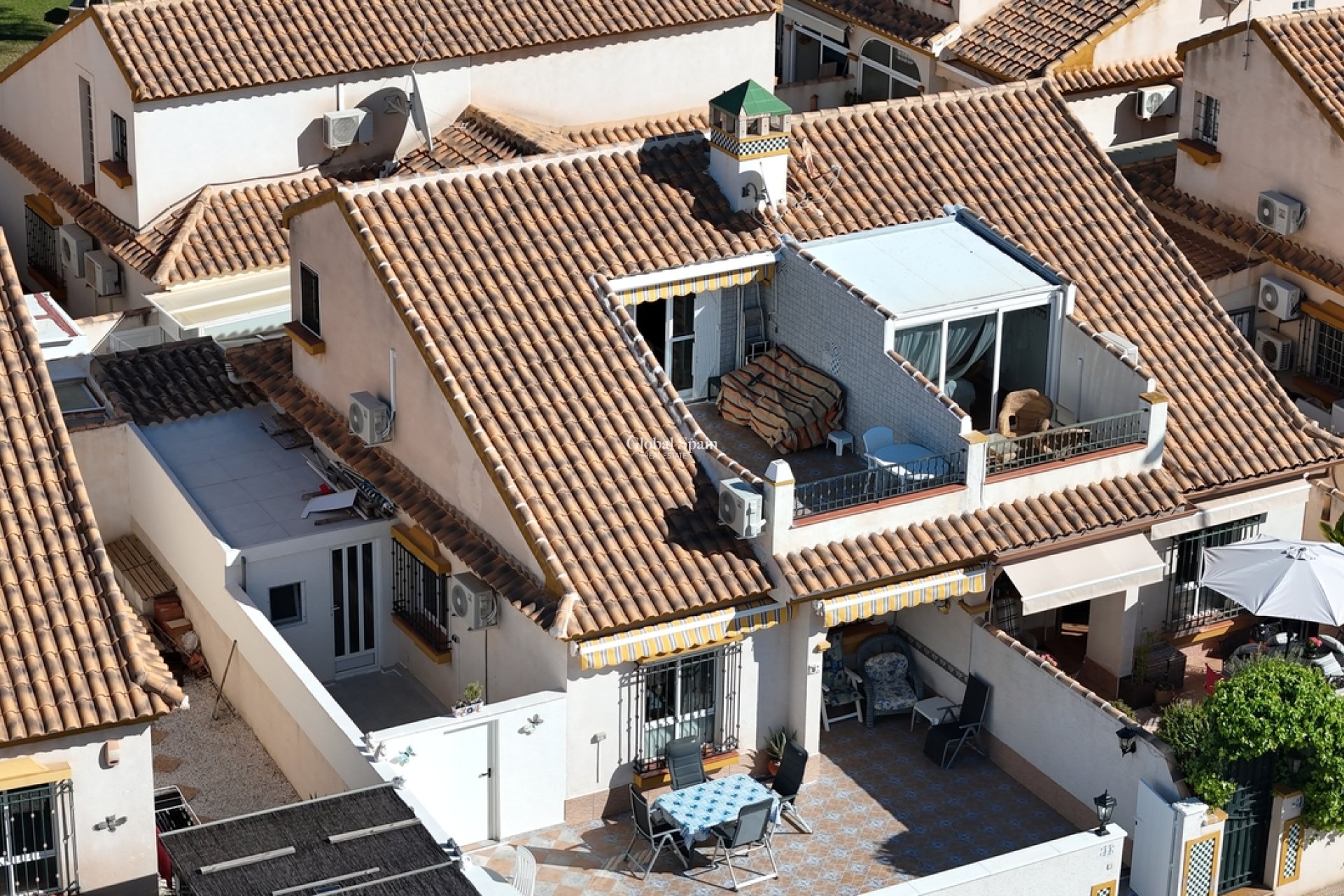 Resale - APARTMENT -
LA ZENIA - Costa Blanca