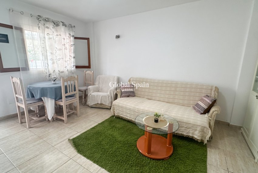 Resale - APARTMENT -
LA ZENIA - Costa Blanca