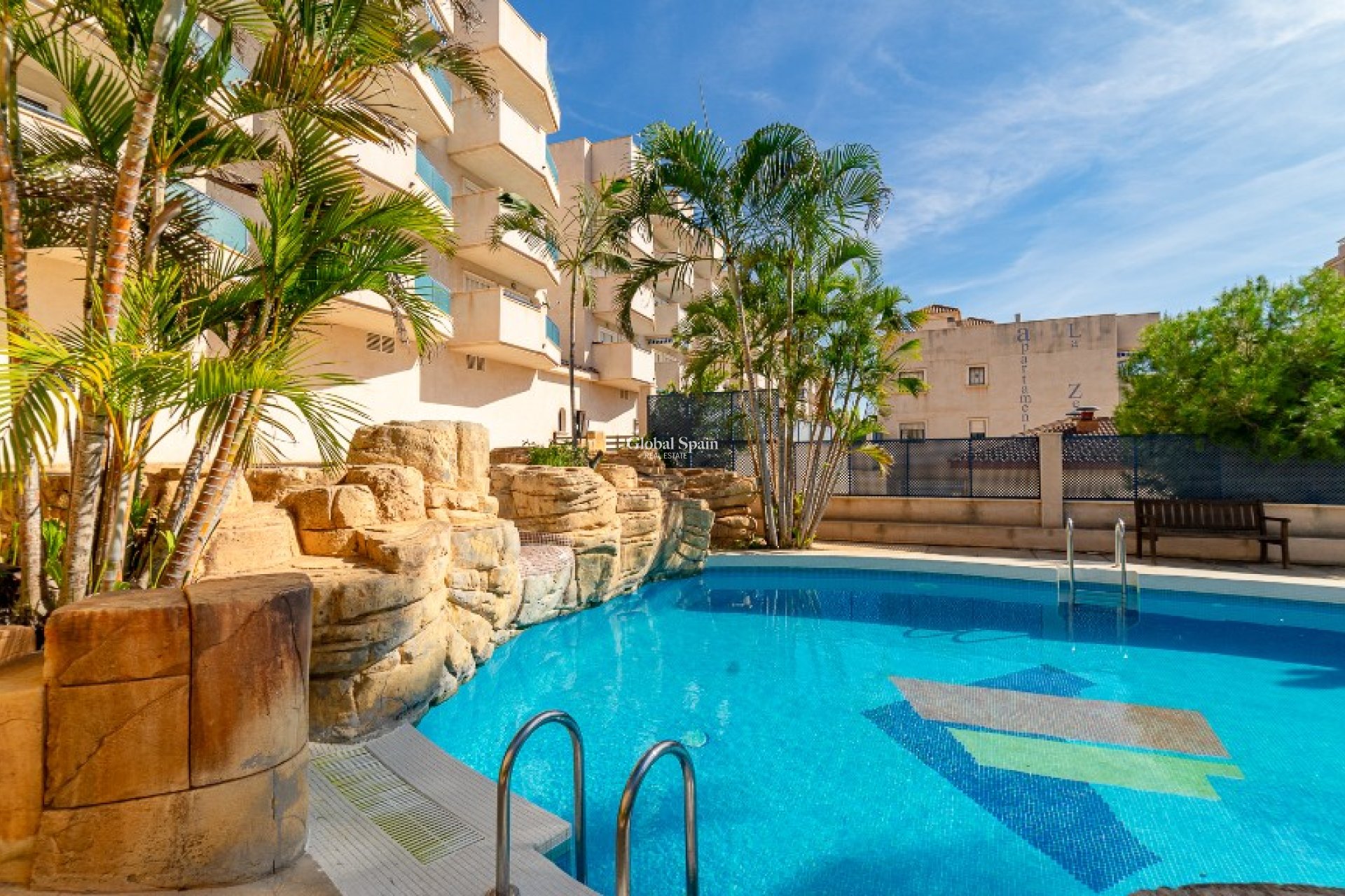 Resale - Apartment -
LA ZENIA