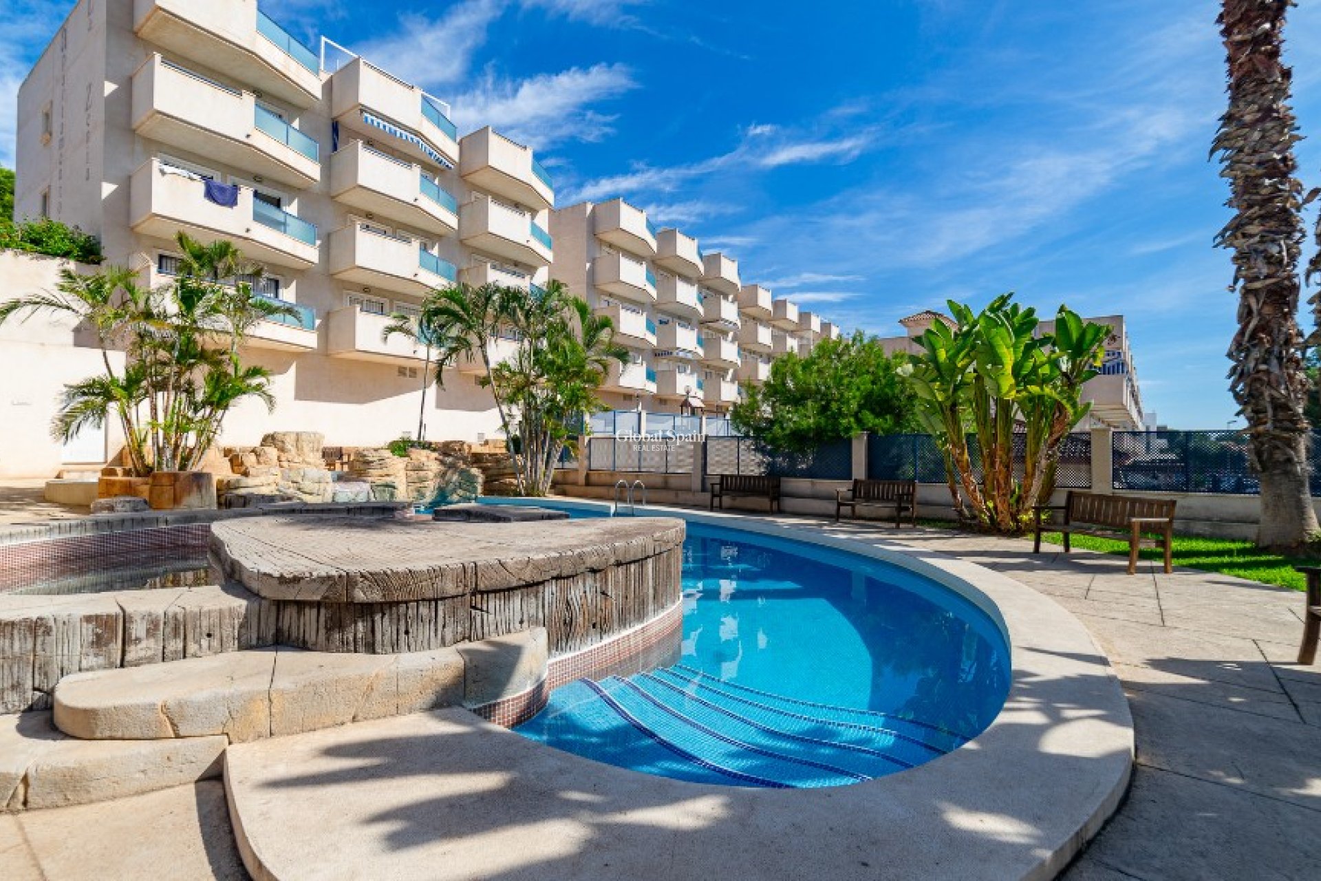 Resale - Apartment -
LA ZENIA