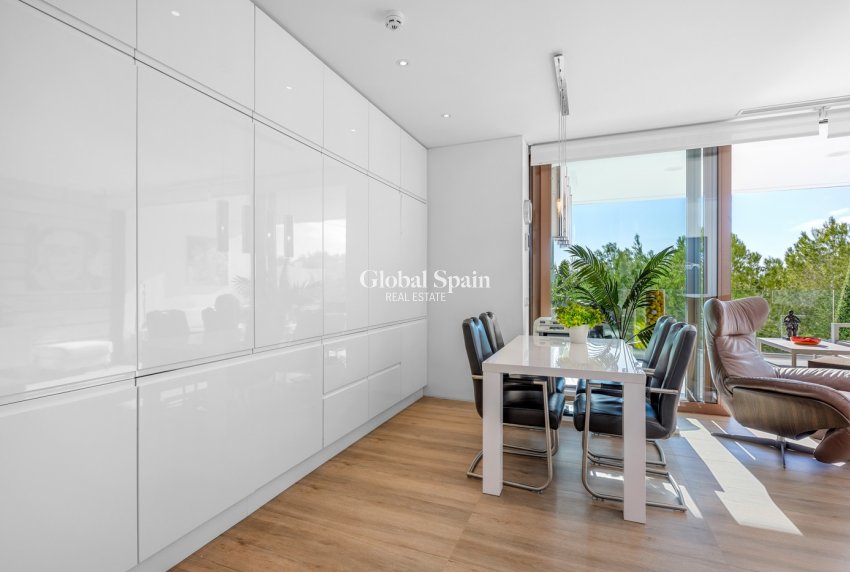 Resale - APARTMENT -
LAS COLINAS GOLF RESORT - Costa Blanca