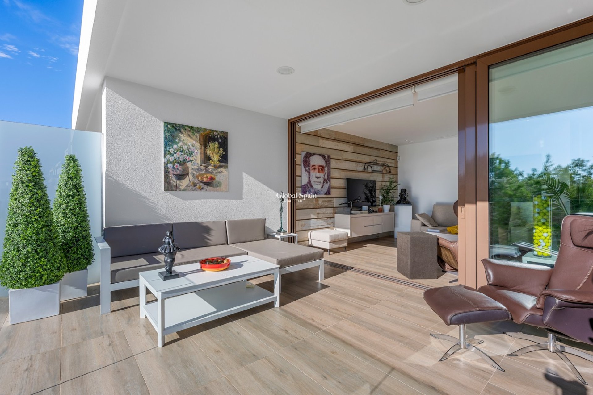 Resale - APARTMENT -
LAS COLINAS GOLF RESORT - Costa Blanca