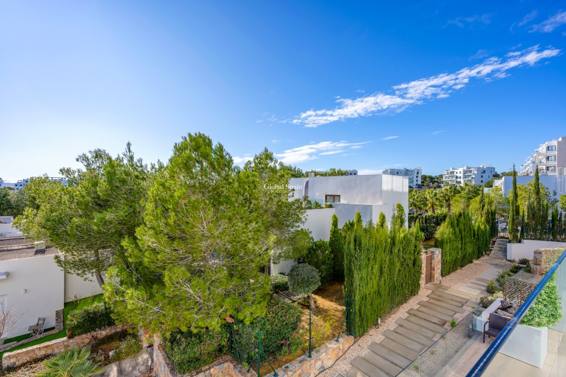 Resale - APARTMENT -
LAS COLINAS GOLF RESORT - Costa Blanca