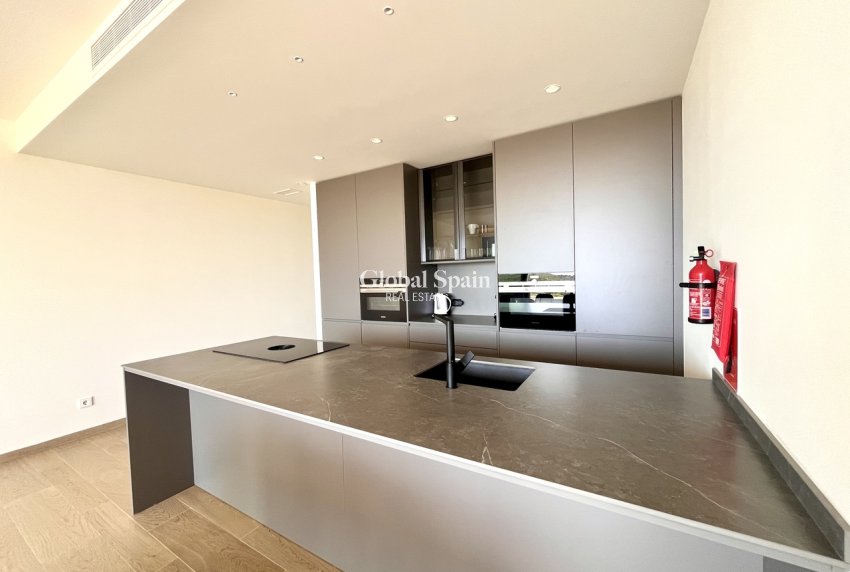 Resale - APARTMENT -
LAS COLINAS GOLF RESORT - Costa Blanca