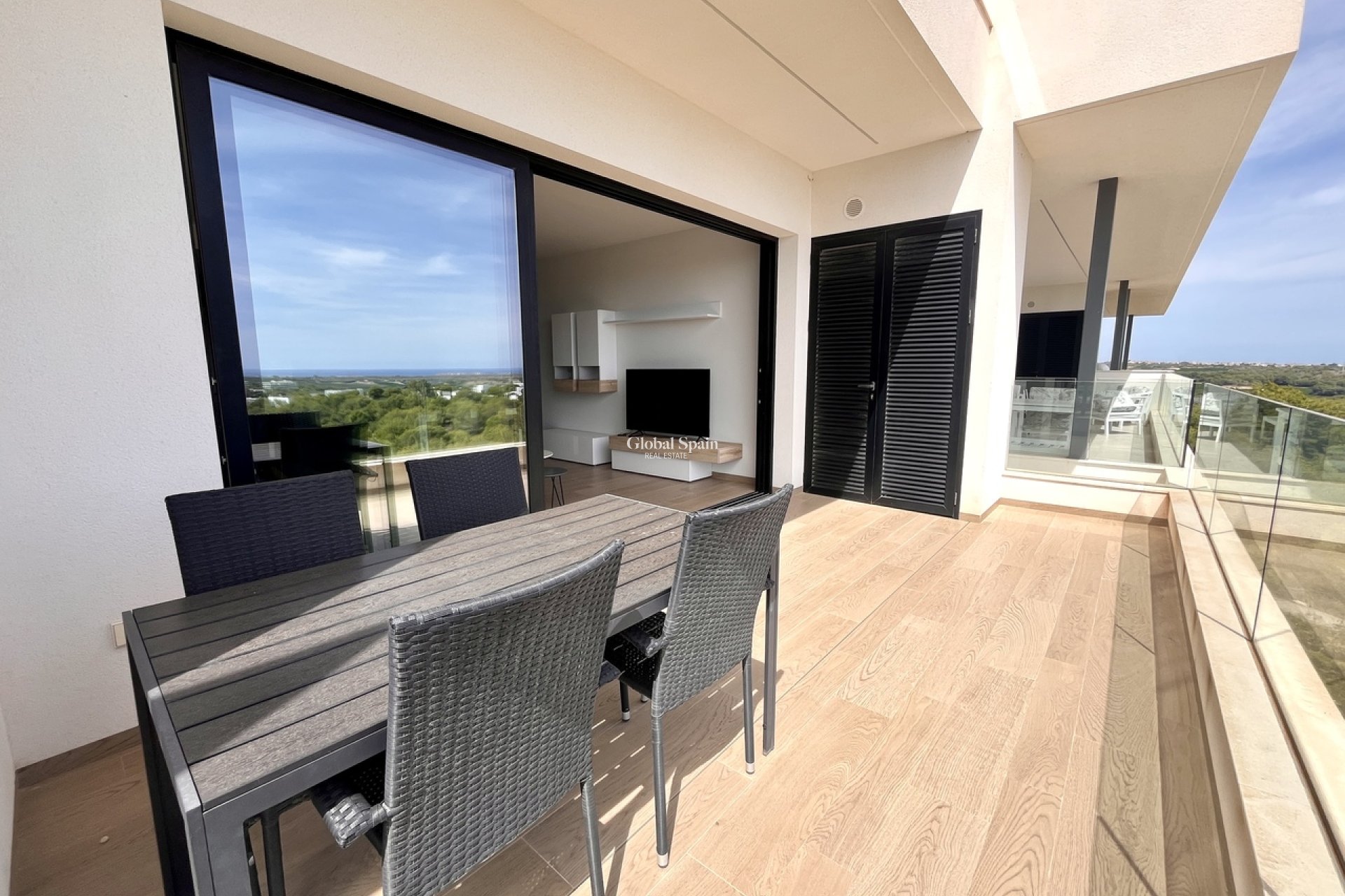 Resale - APARTMENT -
LAS COLINAS GOLF RESORT - Costa Blanca