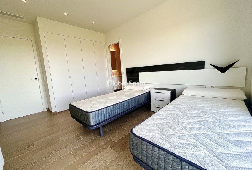 Resale - APARTMENT -
LAS COLINAS GOLF RESORT - Costa Blanca