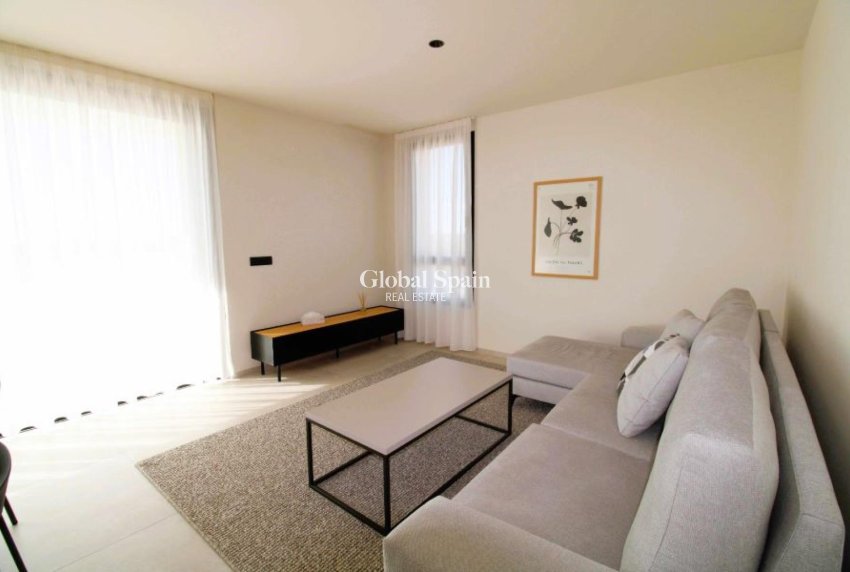 Resale - APARTMENT -
LAS COLINAS GOLF RESORT - Costa Blanca