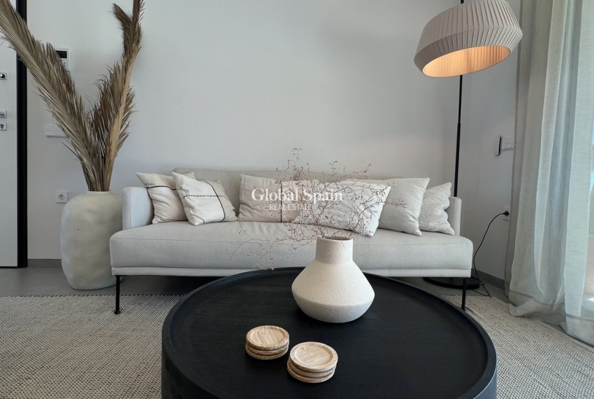 Resale - APARTMENT -
LAS COLINAS GOLF RESORT - Costa Blanca