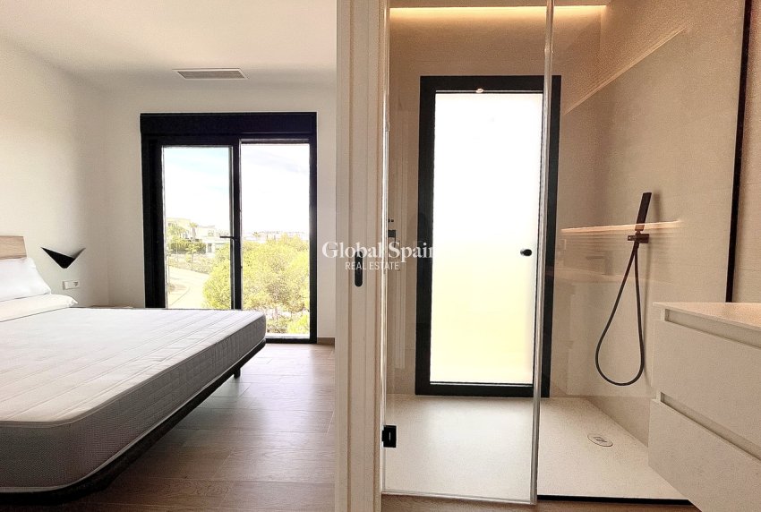 Resale - APARTMENT -
LAS COLINAS GOLF RESORT - Costa Blanca
