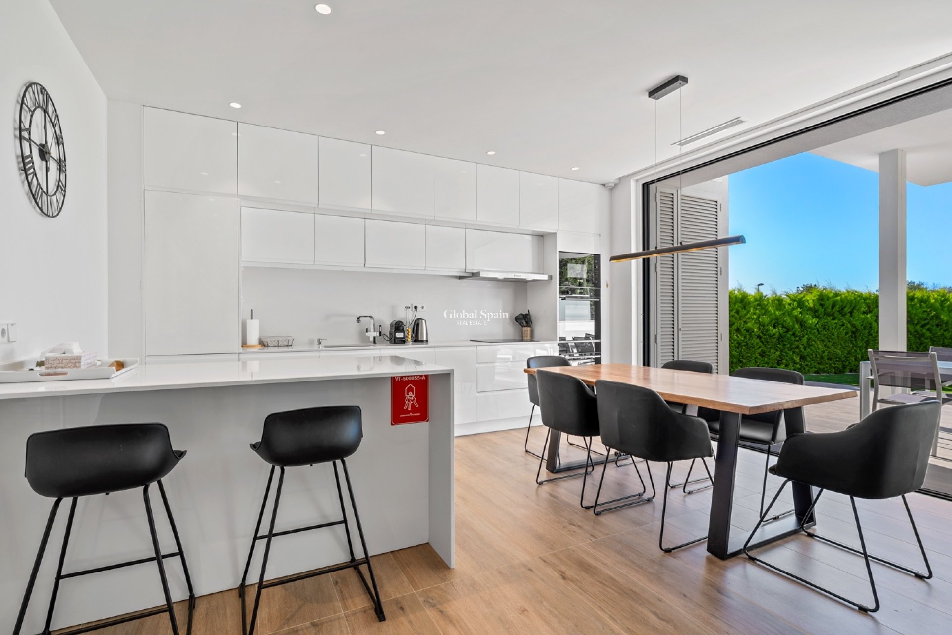 Resale - APARTMENT -
LAS COLINAS GOLF RESORT - Costa Blanca