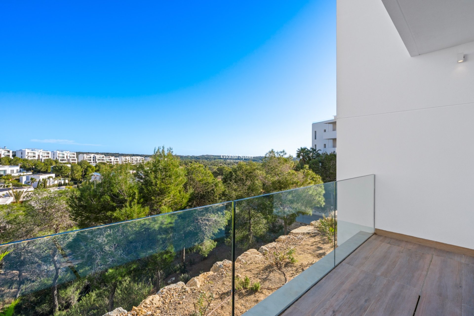 Resale - APARTMENT -
LAS COLINAS GOLF RESORT - Costa Blanca