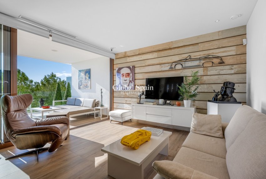 Resale - APARTMENT -
LAS COLINAS GOLF RESORT - Las Colinas Golf