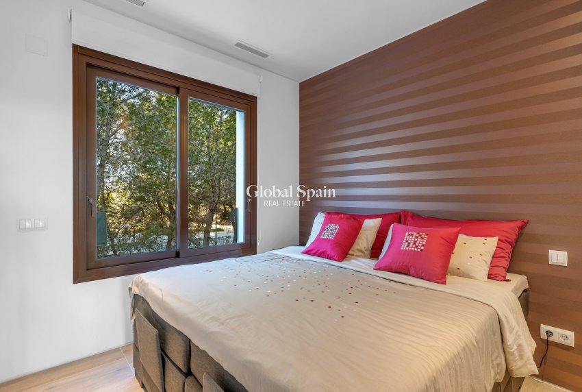 Resale - APARTMENT -
LAS COLINAS GOLF RESORT - Las Colinas Golf